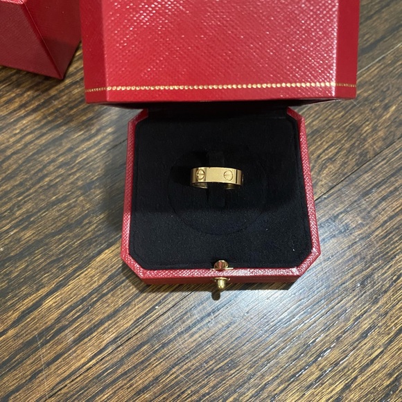 Cartier love ring 💍 - Picture 3 of 8